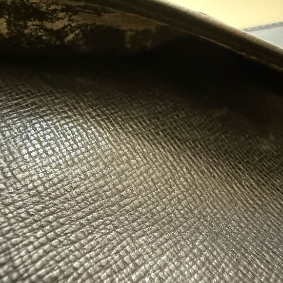 Louis Vuitton Black EPi leather long wallet - Picture 6 of 9